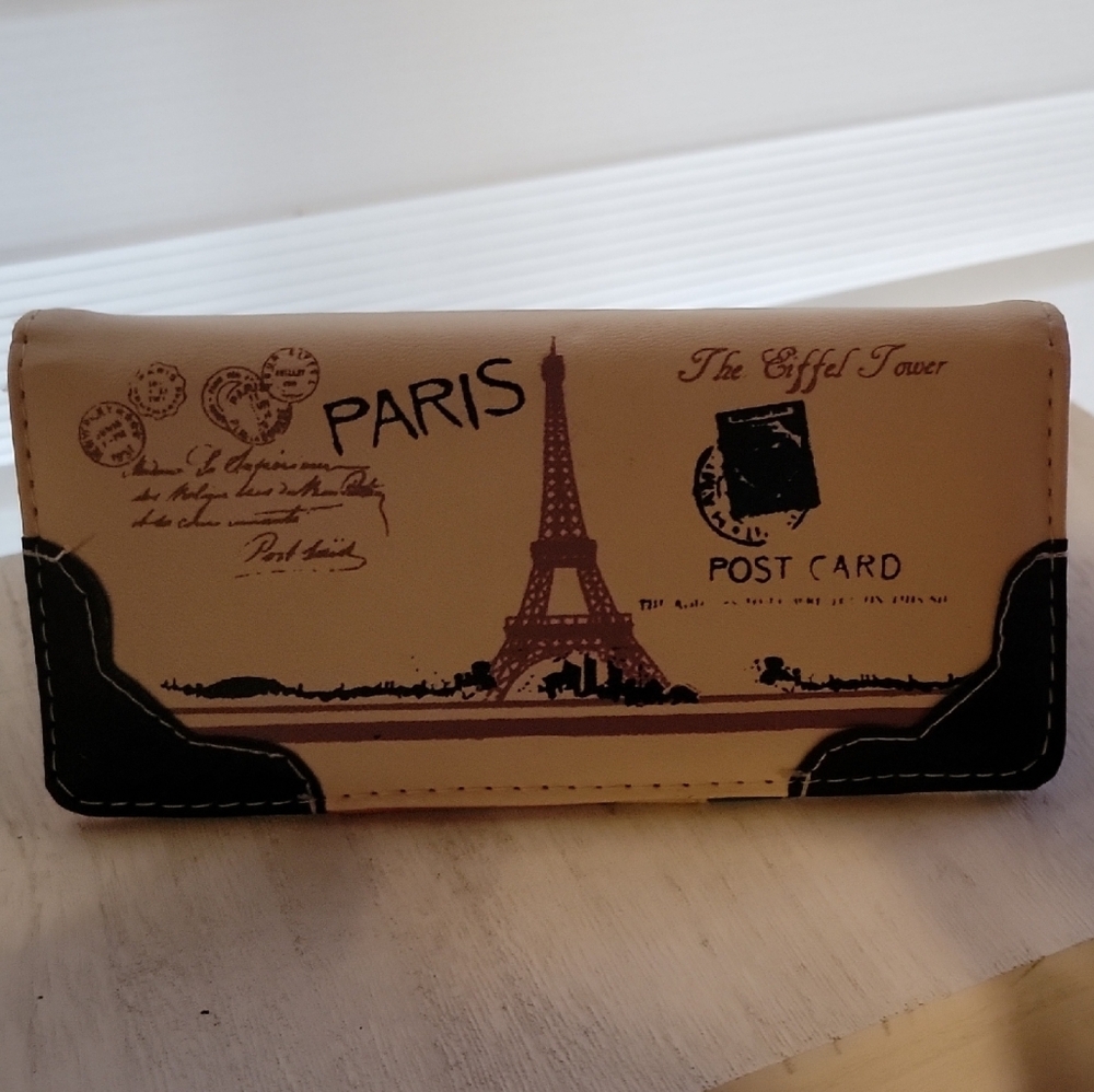Paris Eiffel Tower Wallet - Picture 6 of 7